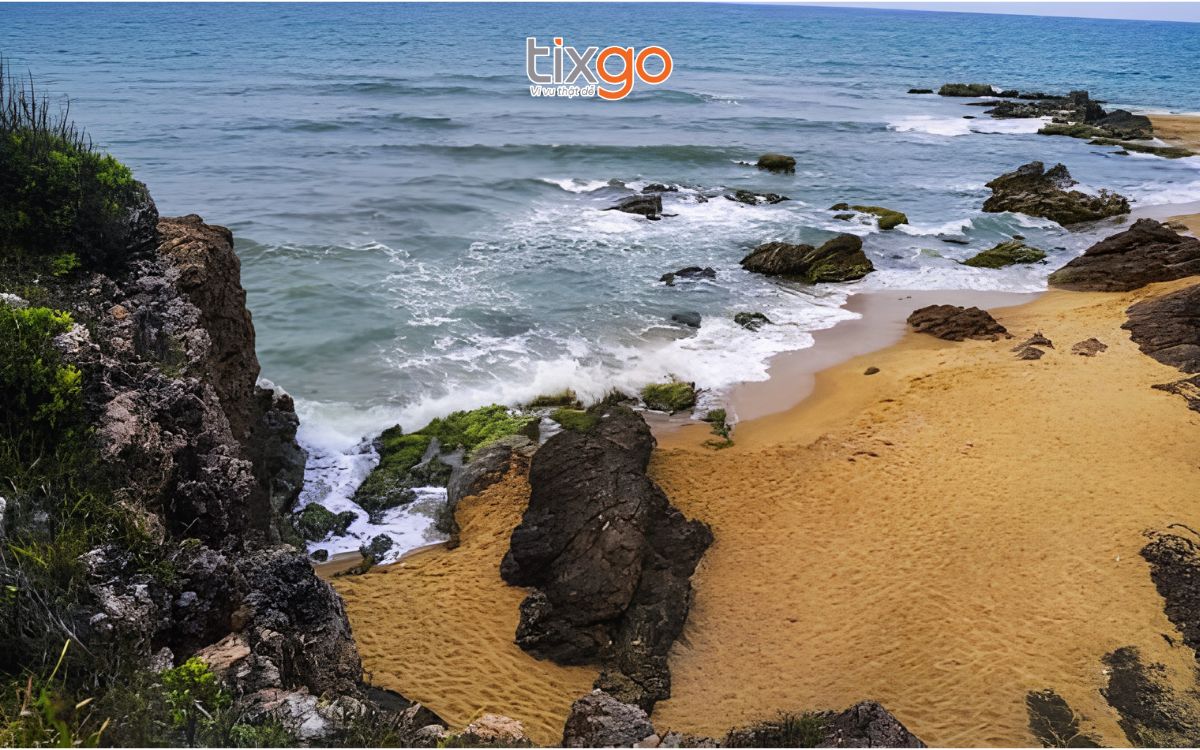 bãi biển hàm rồng huế