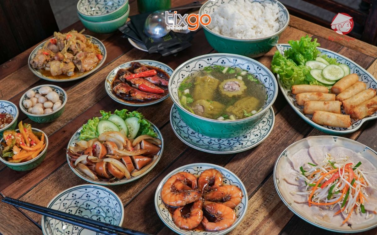 ăn trưa ở đà nẵng