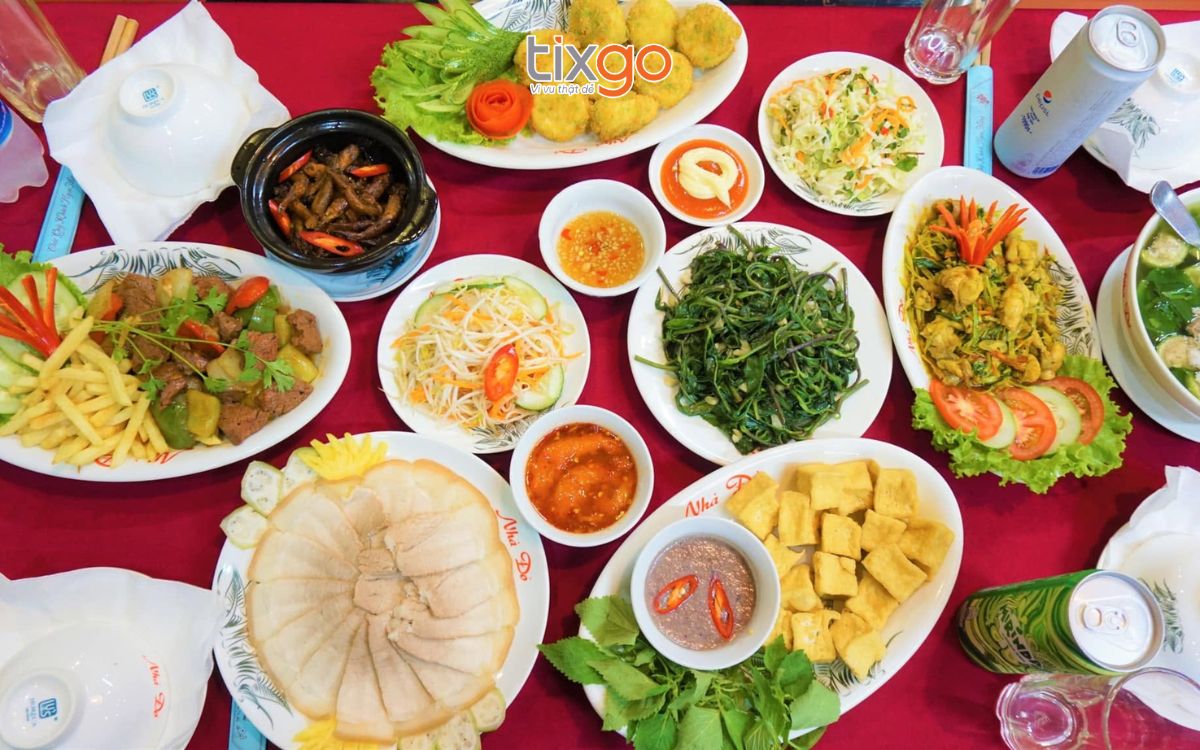 ăn trưa ở đà nẵng