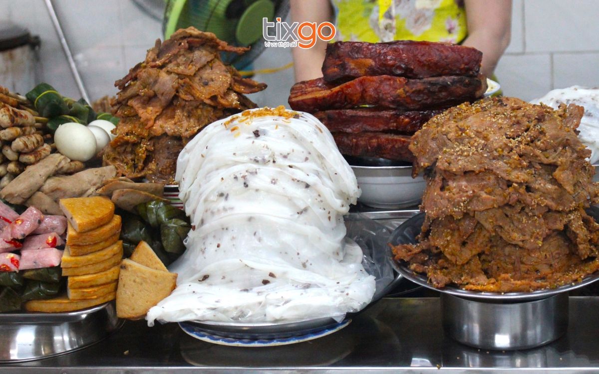 ăn trưa ở đà nẵng