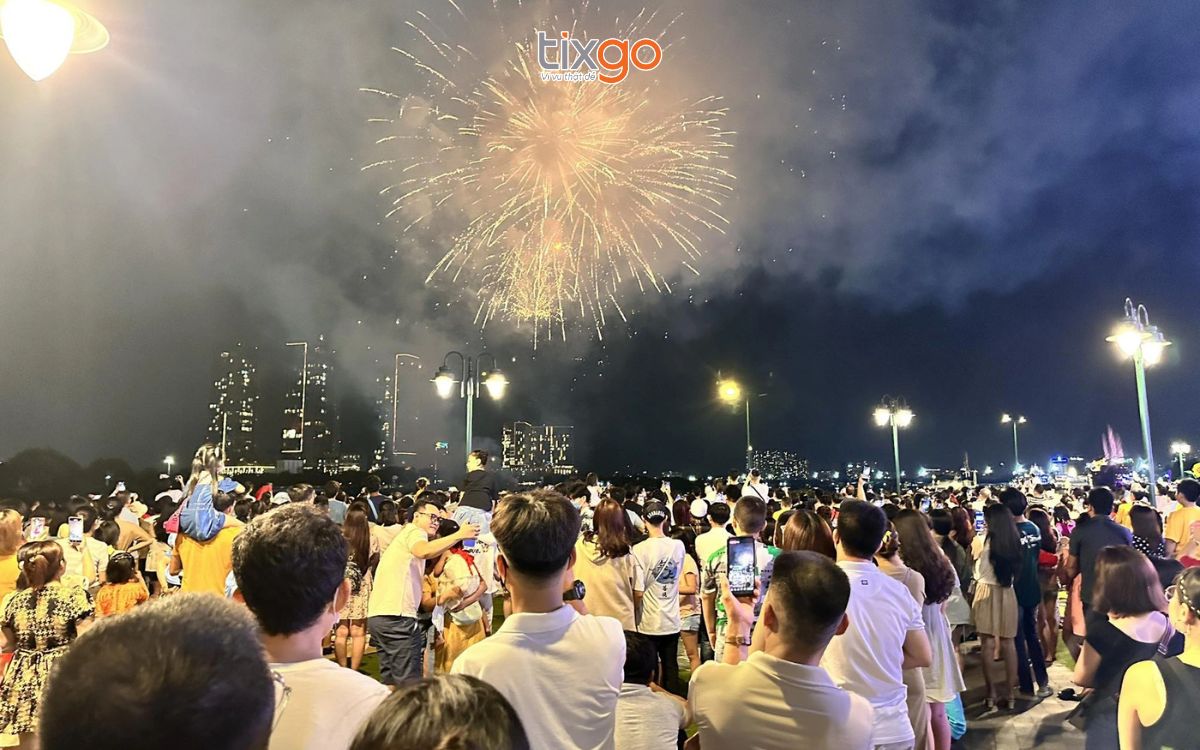Kinh nghiệm khi đi xem pháo hoa Tết Âm lịch Đà Nẵng