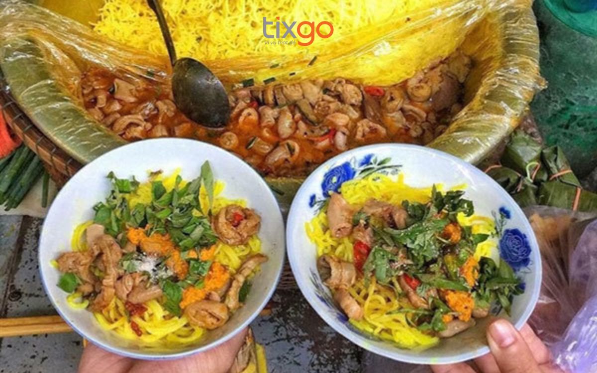 ăn sáng ở huế Đến Huế, đừng bỏ qua món bún nghệ