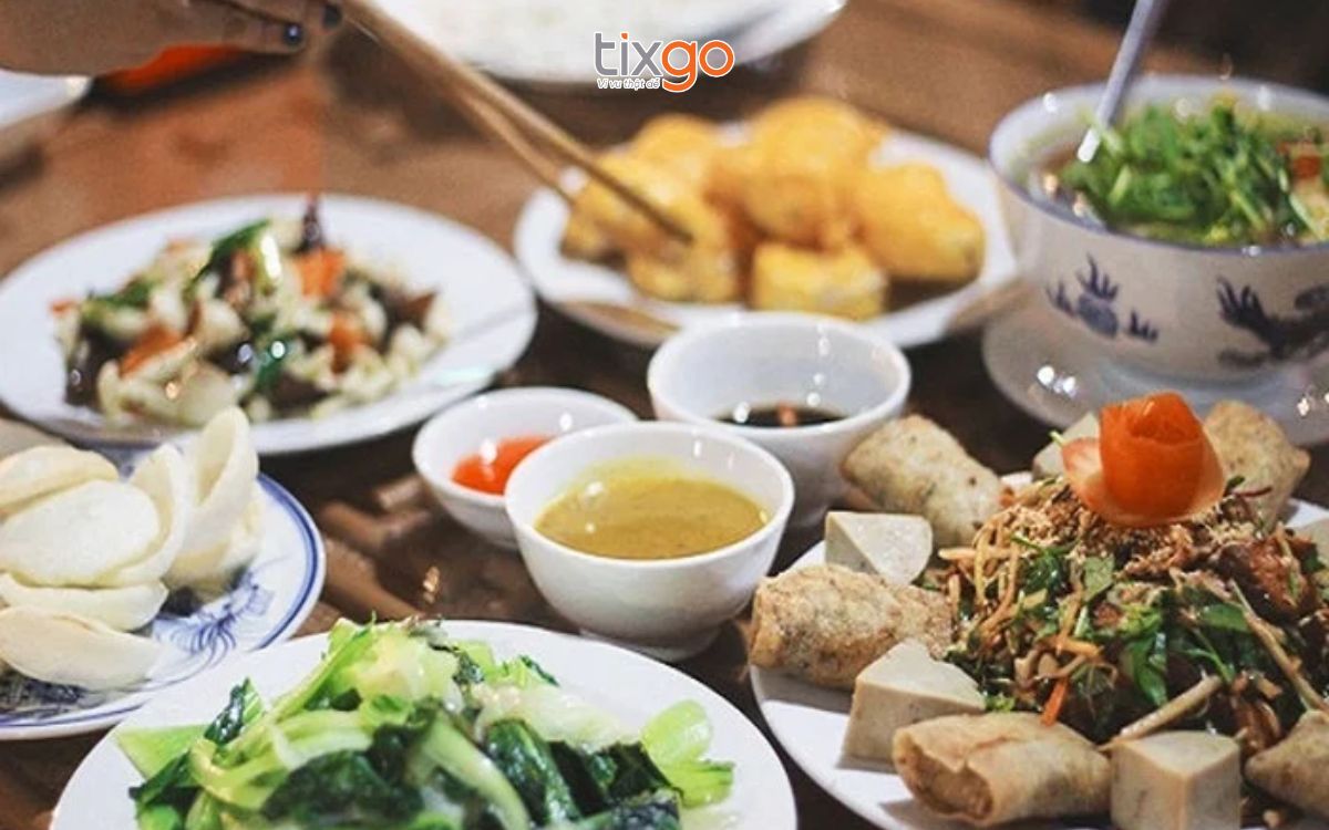 ăn trưa ở huế Nhà hàng Cơm Chay Bồ Đề thanh đạm, giản dị