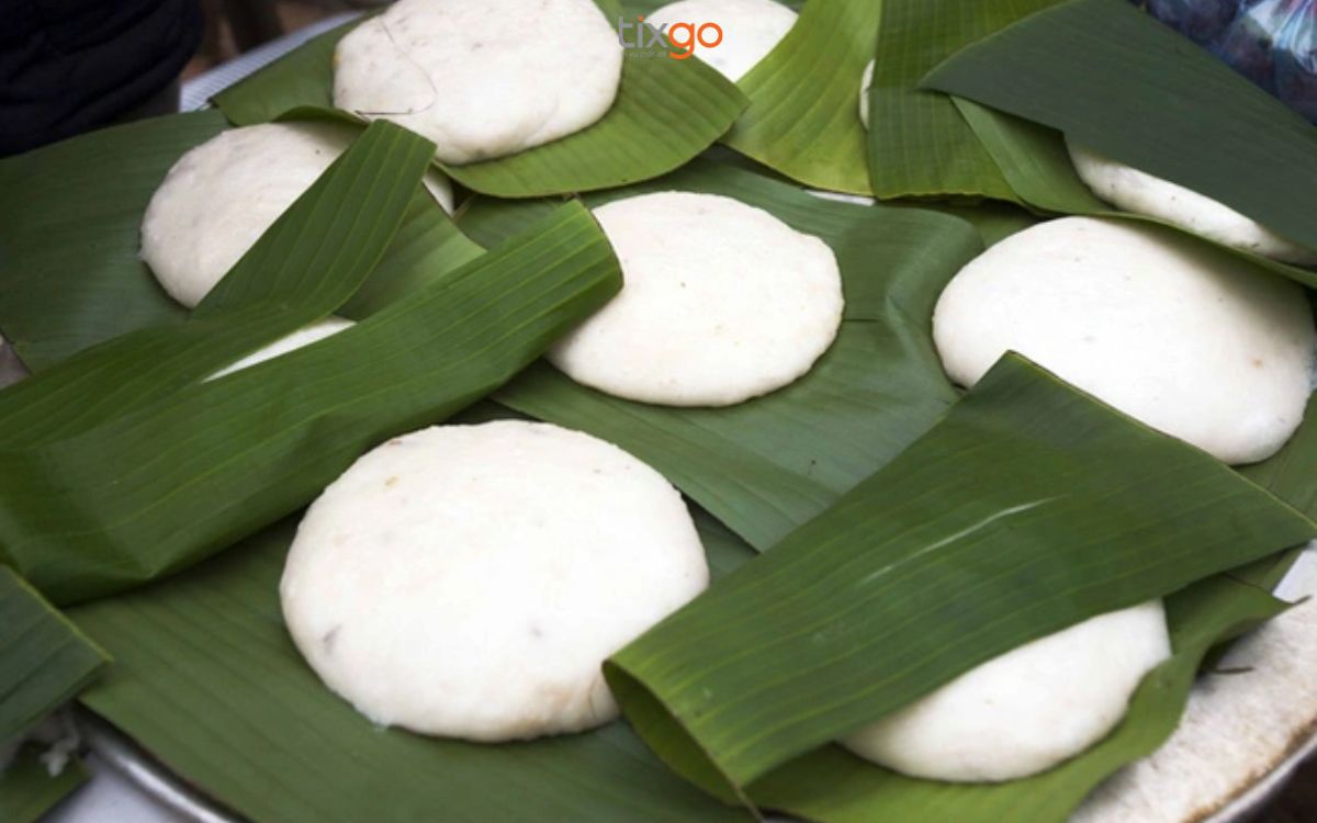 Bánh dày là món ăn truyền thống của đồng bào H’Mông bản cát cát lào cai