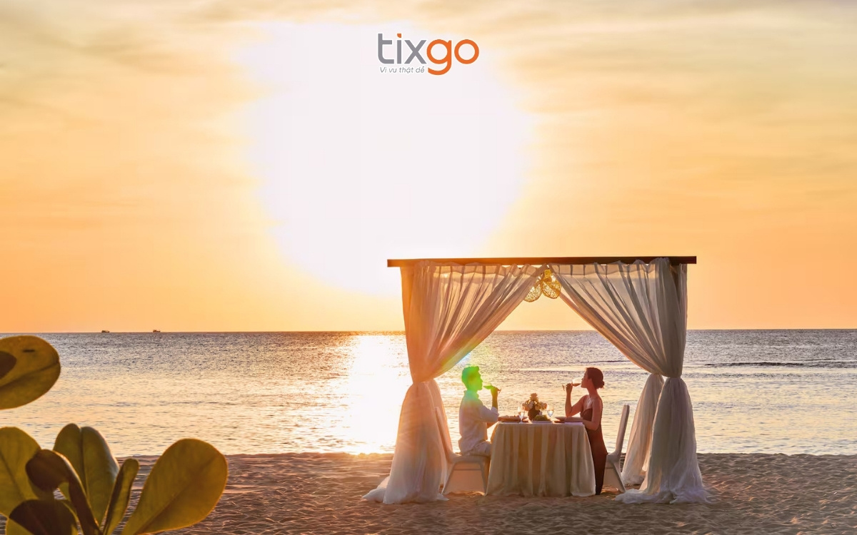 Ẩm thực lãng mạn dưới hoàng hôn tại Cape Nao - Meliá Vinpearl