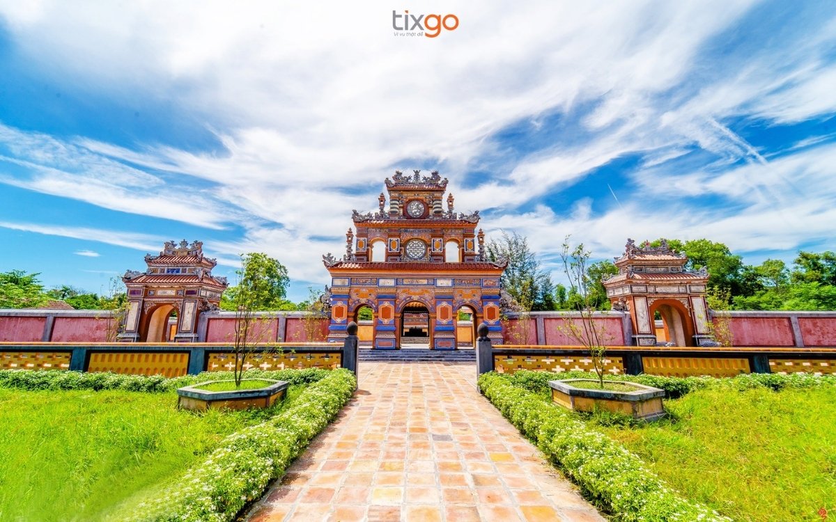 bản đồ cố đô huế Lăng Dục Đức là nơi an nghỉ của 3 vị vua