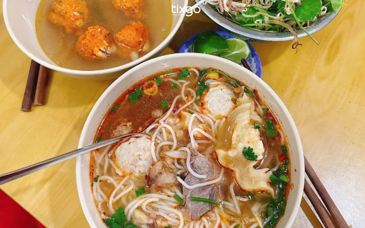 bún bò Huế ngon Quán bún bò Mỹ Tâm