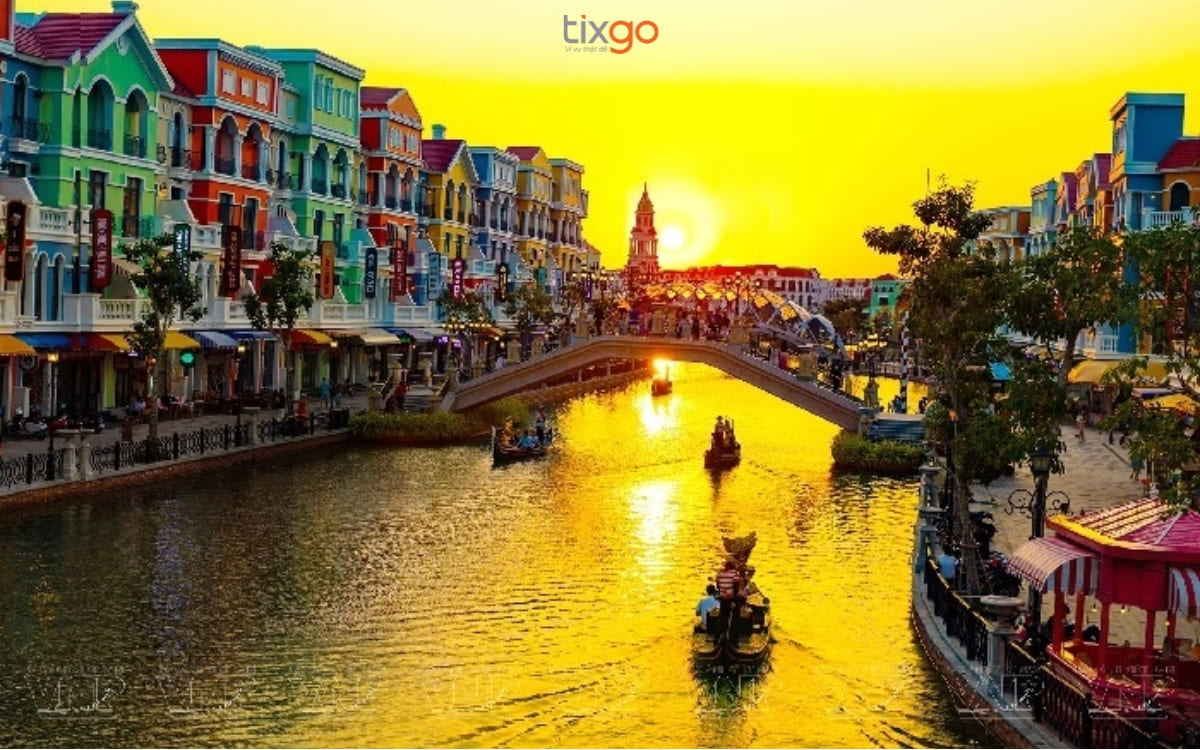 Trải nghiệm ngắm hoàng hôn tại "thành phố không ngủ" Grand World