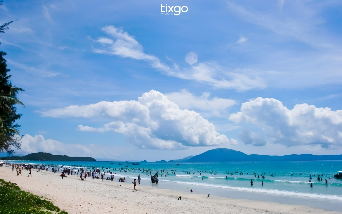 Biển Lăng Cô: Bãi biển đẹp nhất thế giới