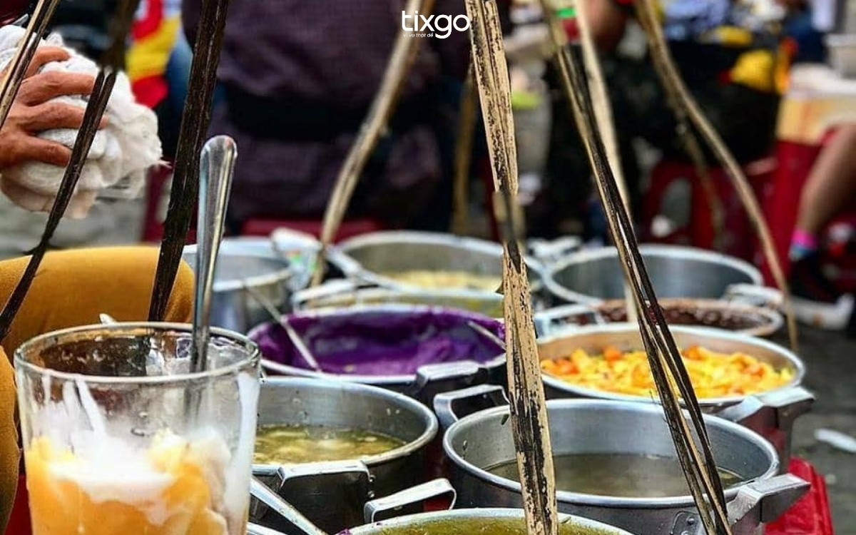 chè cung đình Huế Chè gánh chợ Đông Ba dân dã đúng chất địa phương
