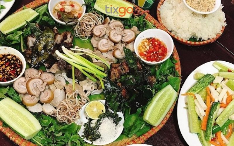 Mẹt lợn cắp nách 7 món - Đặc sản trứ danh nhất định phải thử tại Sapa