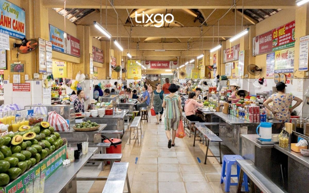 Khu ẩm thực trong nhà tại Chợ Cồn Đà Nẵng