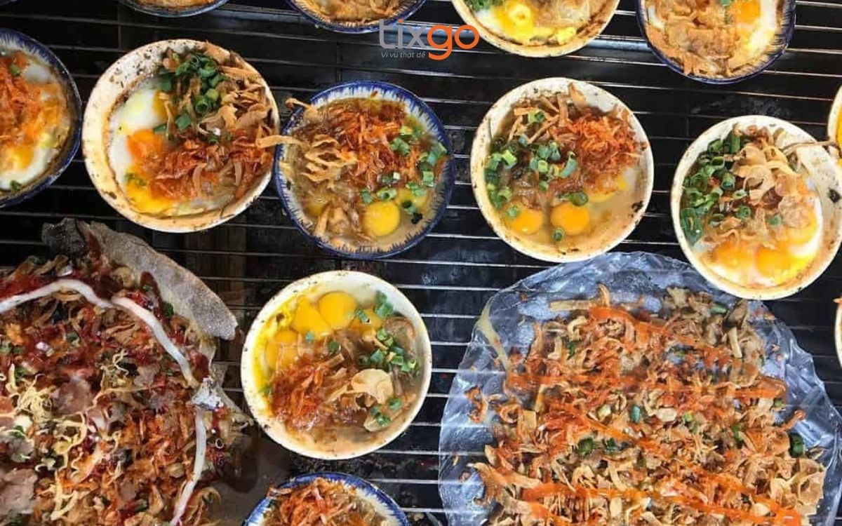 Trứng nướng thơm lừng mùi mỡ hành