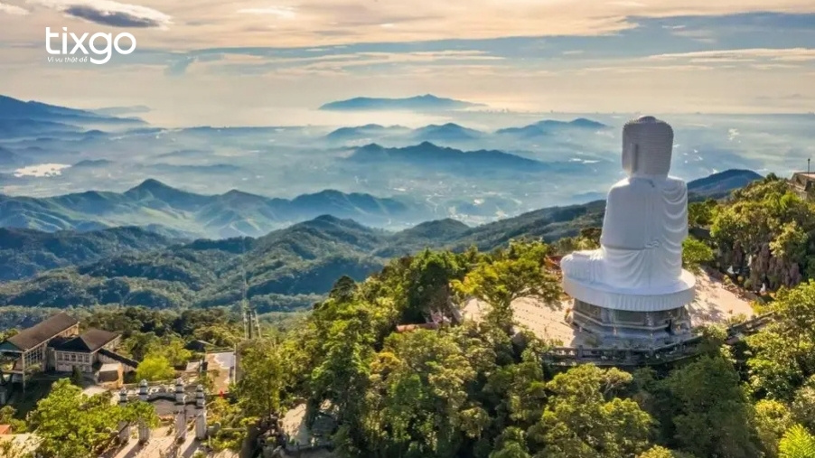 Chùa Linh Ứng Bà Nà là một địa điểm du lịch Đà Nẵng khi bạn đến Bà Nà