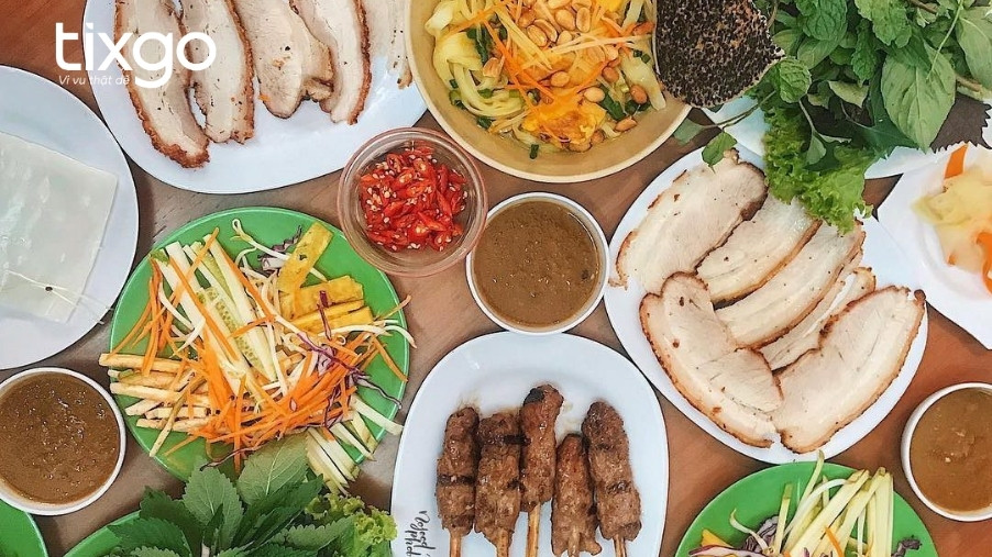Đi du lịch Đà Nẵng 3 ngày 2 đêm ăn gì?
