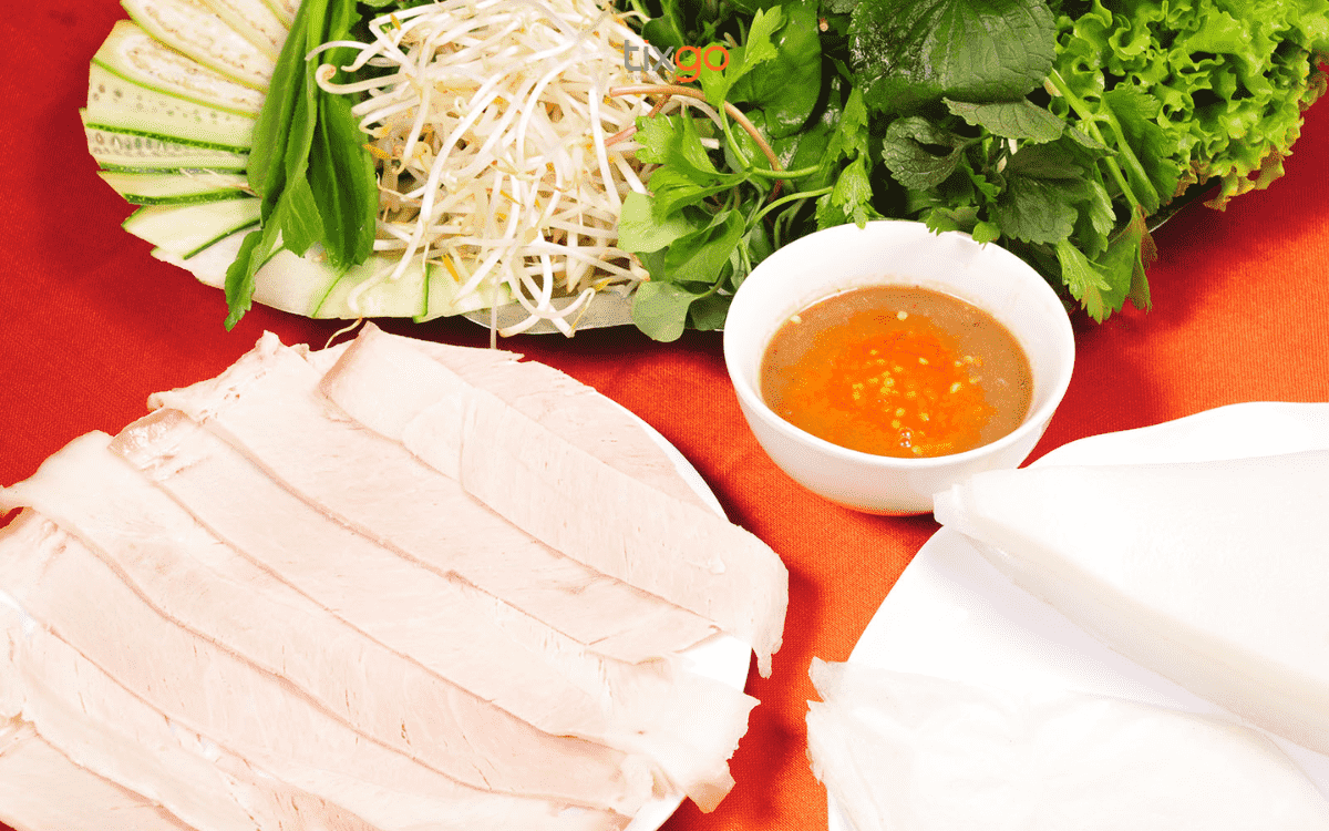 Thưởng thức đặc sản khi du lịch Đà Nẵng tháng 4