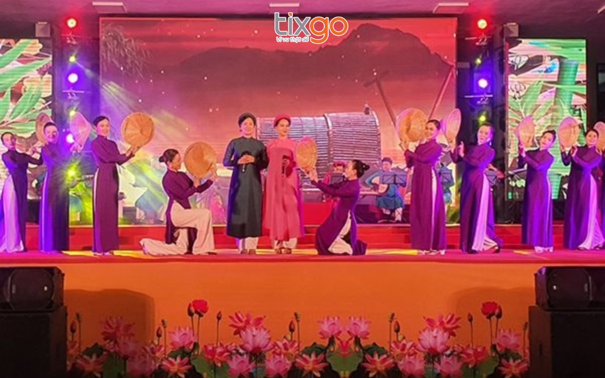du lịch huế tháng 7 Liên hoan Nghệ thuật Ca Huế