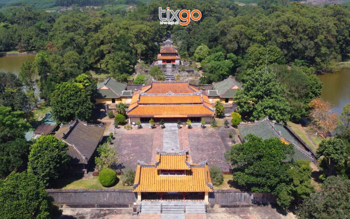 du lịch huế tháng 8 Lăng Thiệu Trị