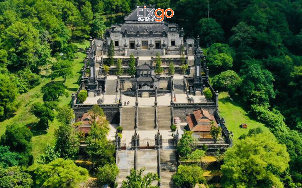 du lịch huế tháng 8 Lăng Khải Định
