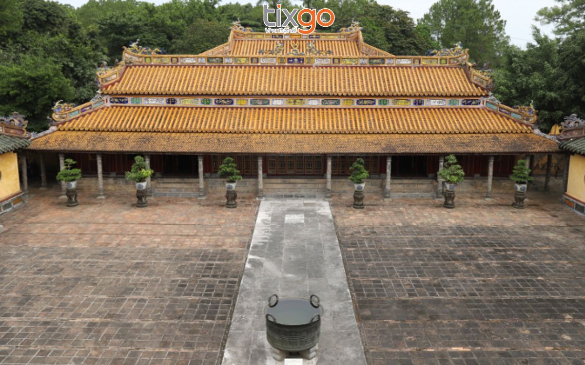du lịch huế tháng 9 Lăng Đồng Khánh