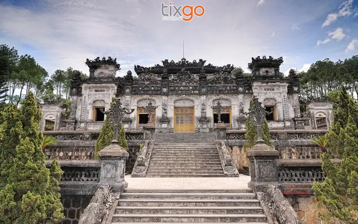 du lịch huế tháng 9 Lăng Khải Định