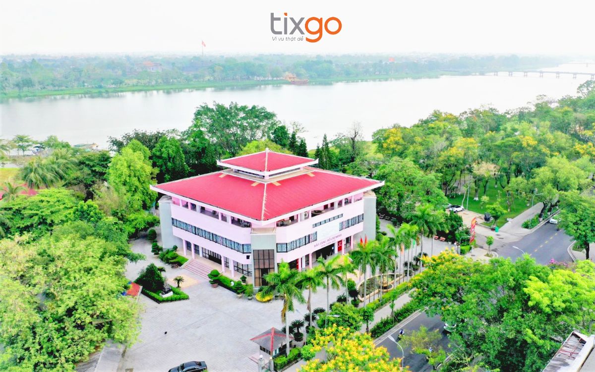 du lịch huế tháng 9 Bảo tàng Hồ Chí Minh Huế