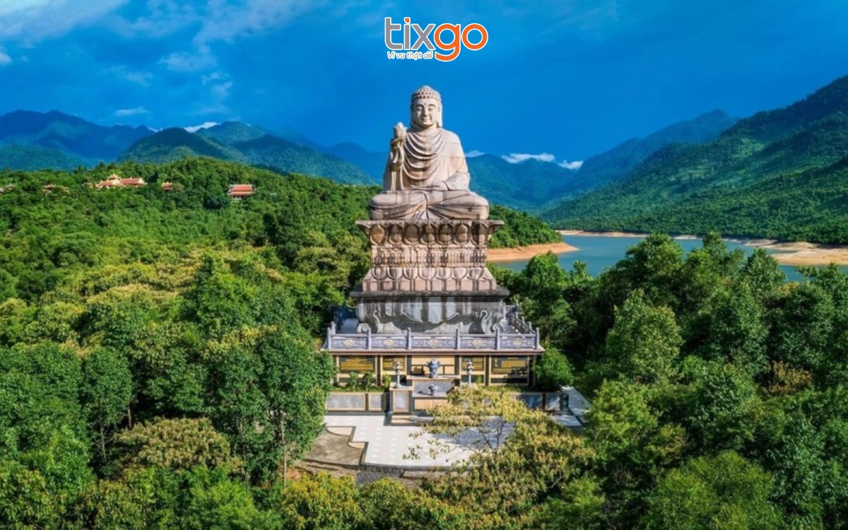 du lịch huế tháng 9 Thiền Viện Trúc Lâm Bạch Mã