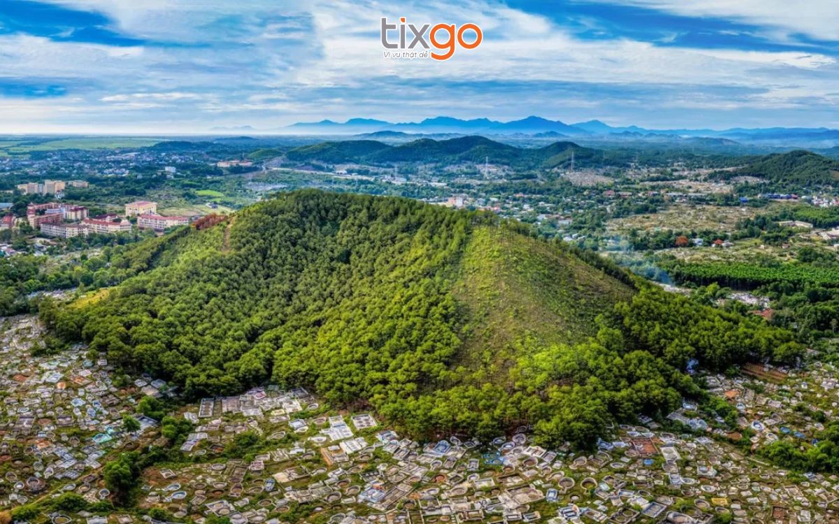 du lịch huế tháng 9 Núi Ngự Bình