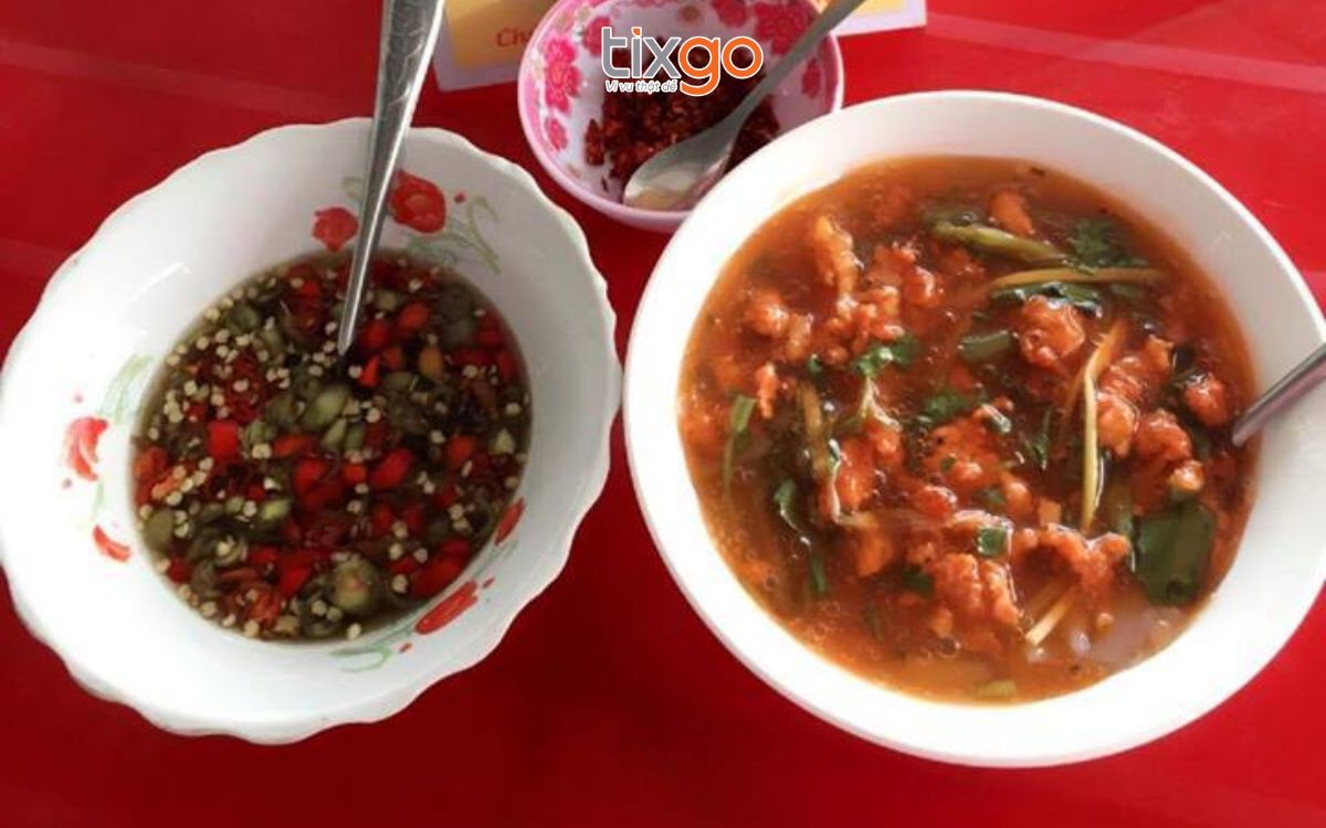 du lịch huế tháng 9 Bánh canh Nam Phổ