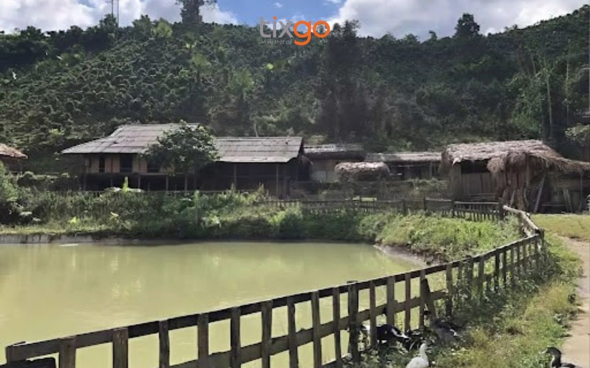 du lịch Lào Cai Bản Liền - mang vẻ đẹp yên bình của người Tày