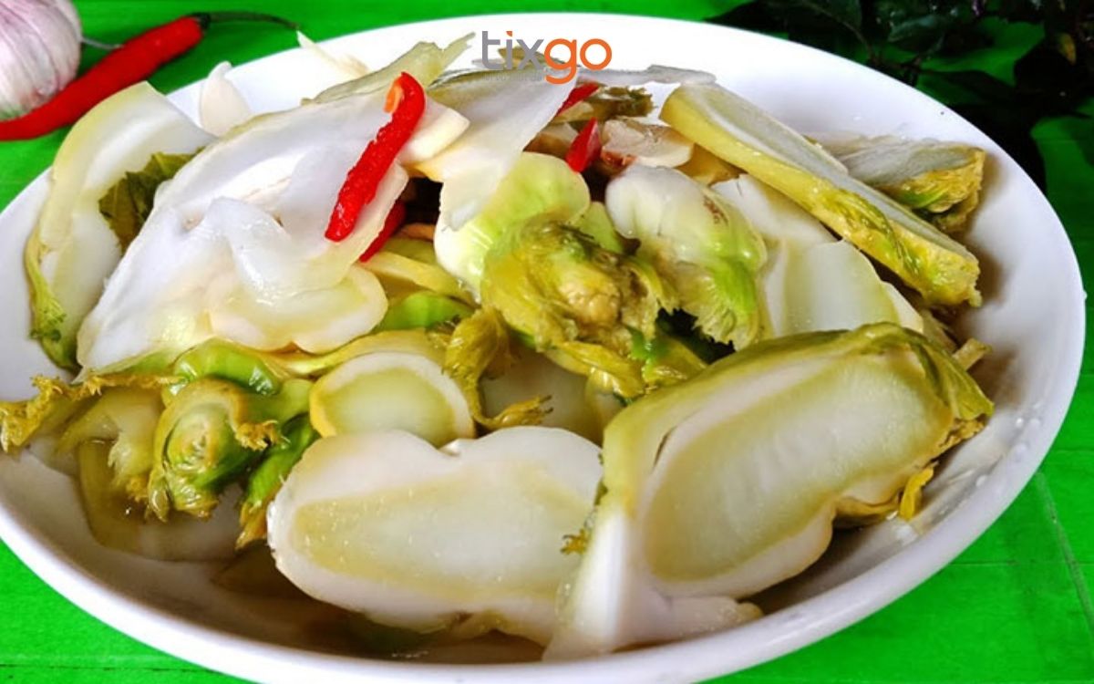 du lịch Lào Cai Mầm đá là món ăn đặc trưng quý hiếm vùng Tây Bắc