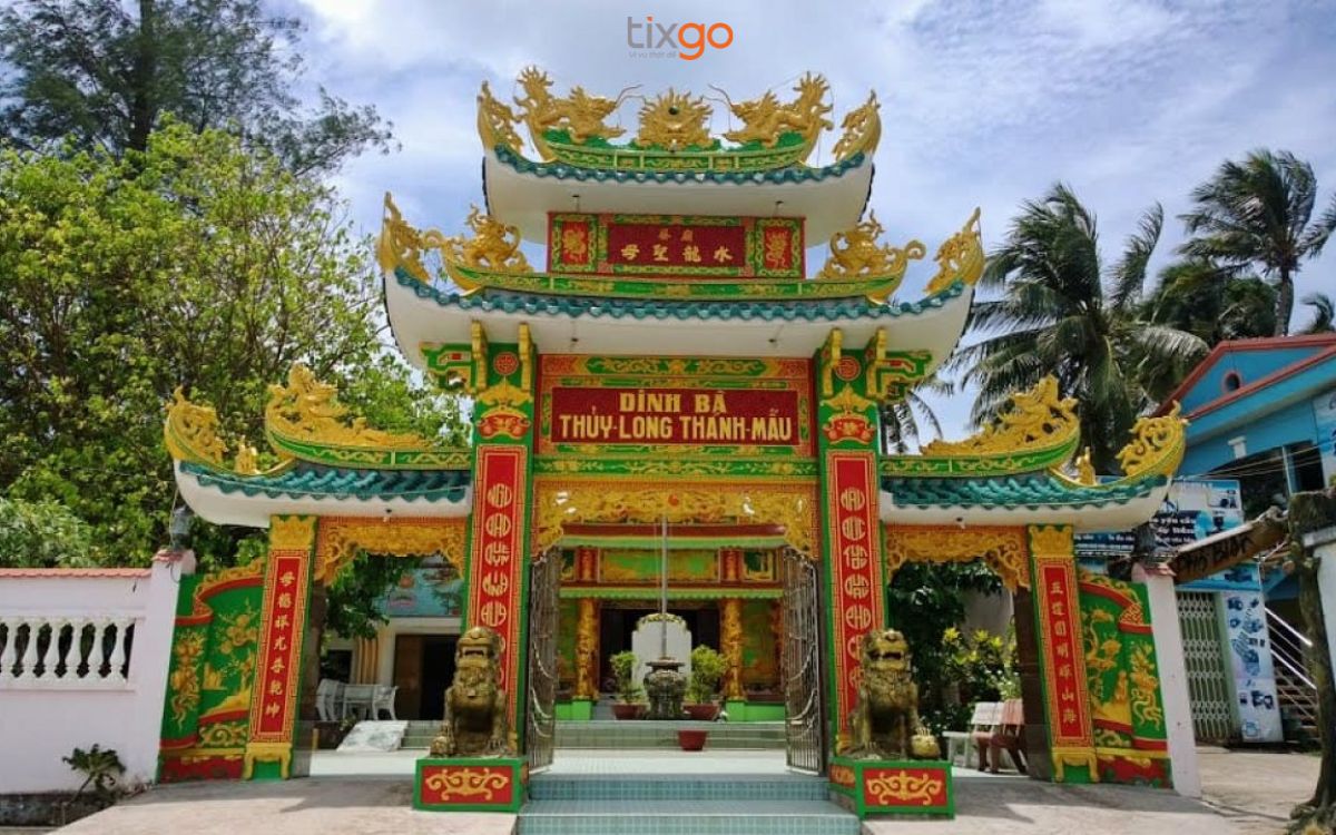 Dinh bà là nơi thờ phụng nữ thần Kim Giao