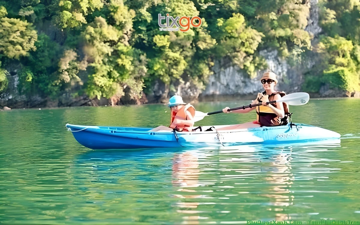 Trải nghiệm chèo Kayak trên sông Cửa Cạn khi du lịch Phú Quốc tháng 11 Trải nghiệm chèo Kayak trên sông Cửa Cạn khi du lịch Phú Quốc tháng 11
