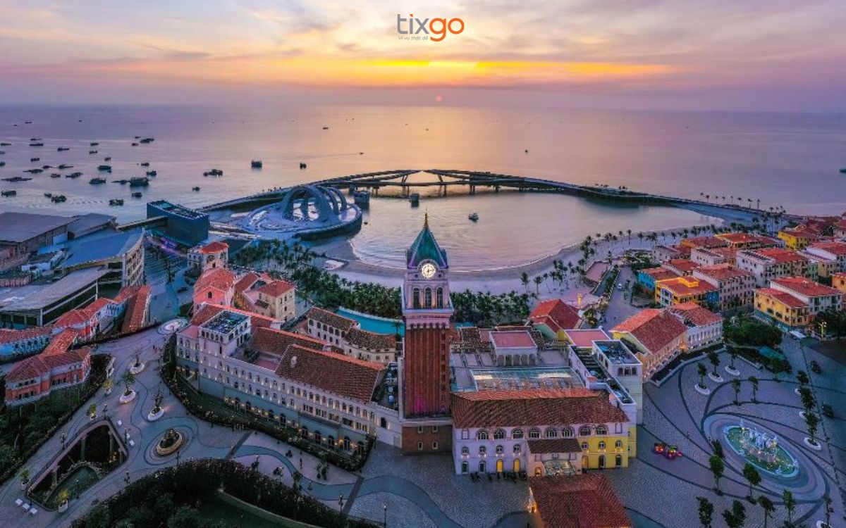 Toàn cảnh Thị Trấn Hoàng Hôn Phú Quốc 