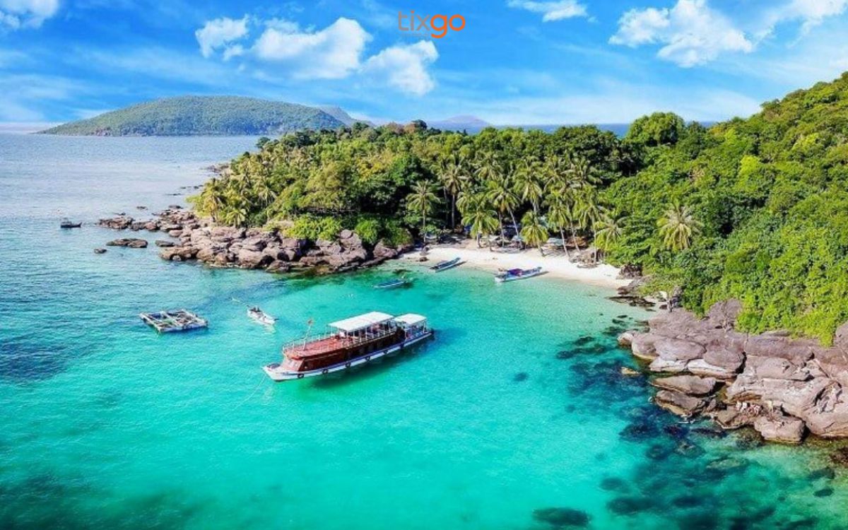 Hòn Móng Tay là điểm đến nổi danh phía Nam đảo Phú Quốc