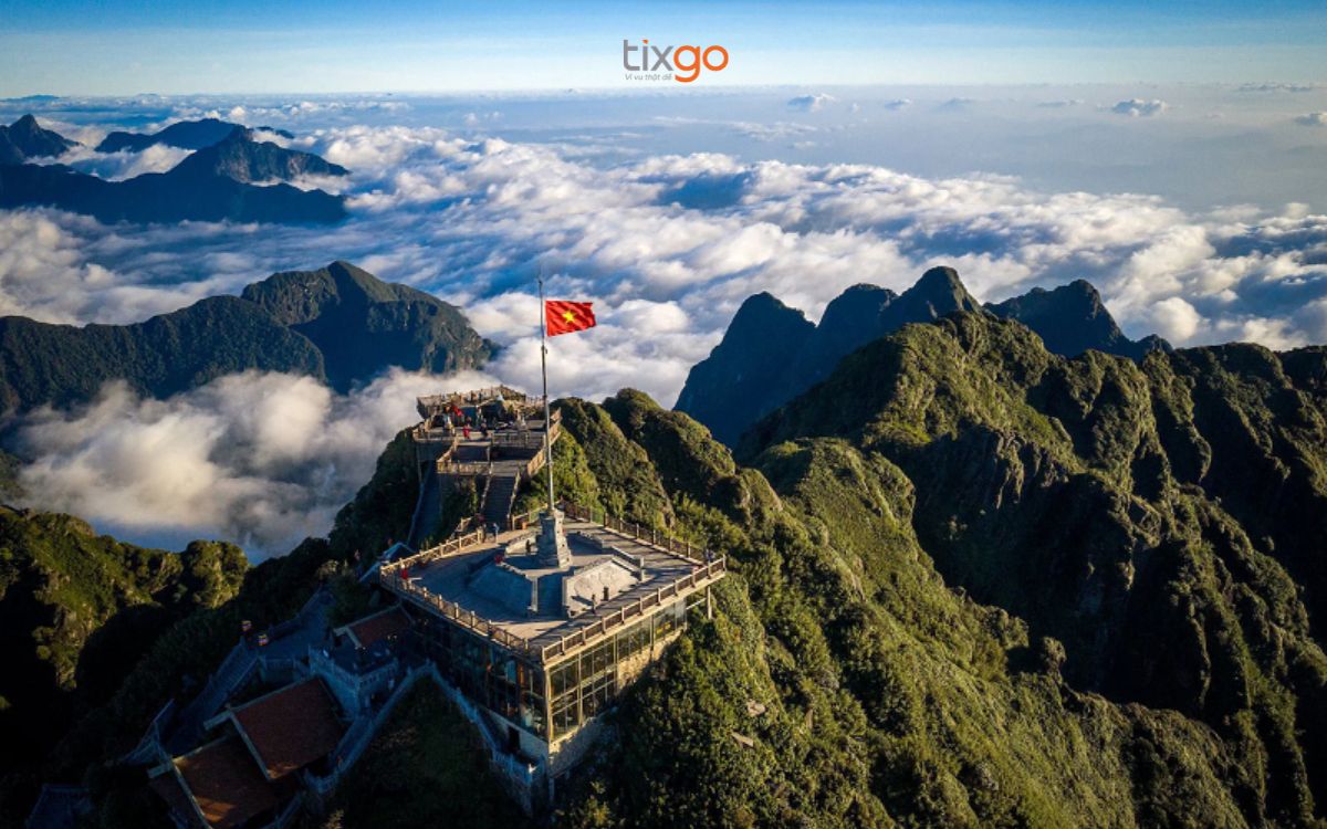 Chinh phục Đỉnh Fansipan - Nóc nhà Đông Dương Chinh phục Đỉnh Fansipan - Nóc nhà Đông Dương