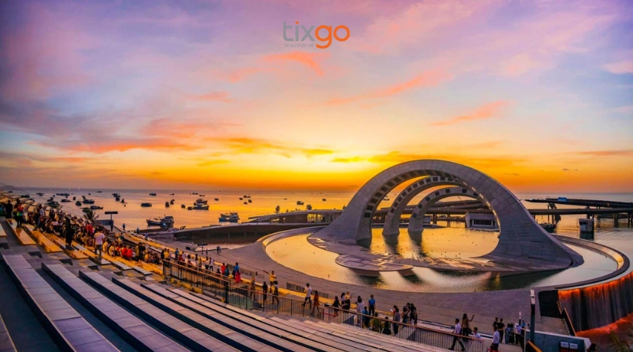 Đi Phú Quốc đừng bỏ lỡ show trình diễn Kiss of the Sea đẳng cấp quốc tế! giá vé đi đảo hòn thơm Phú Quốc