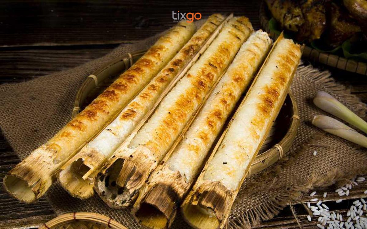 Thưởng thức cơm lam khi đến Sapa kinh nghiệm ăn uống ở sapa