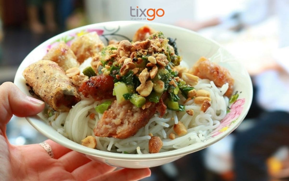 mì quảng Đà Nẵng