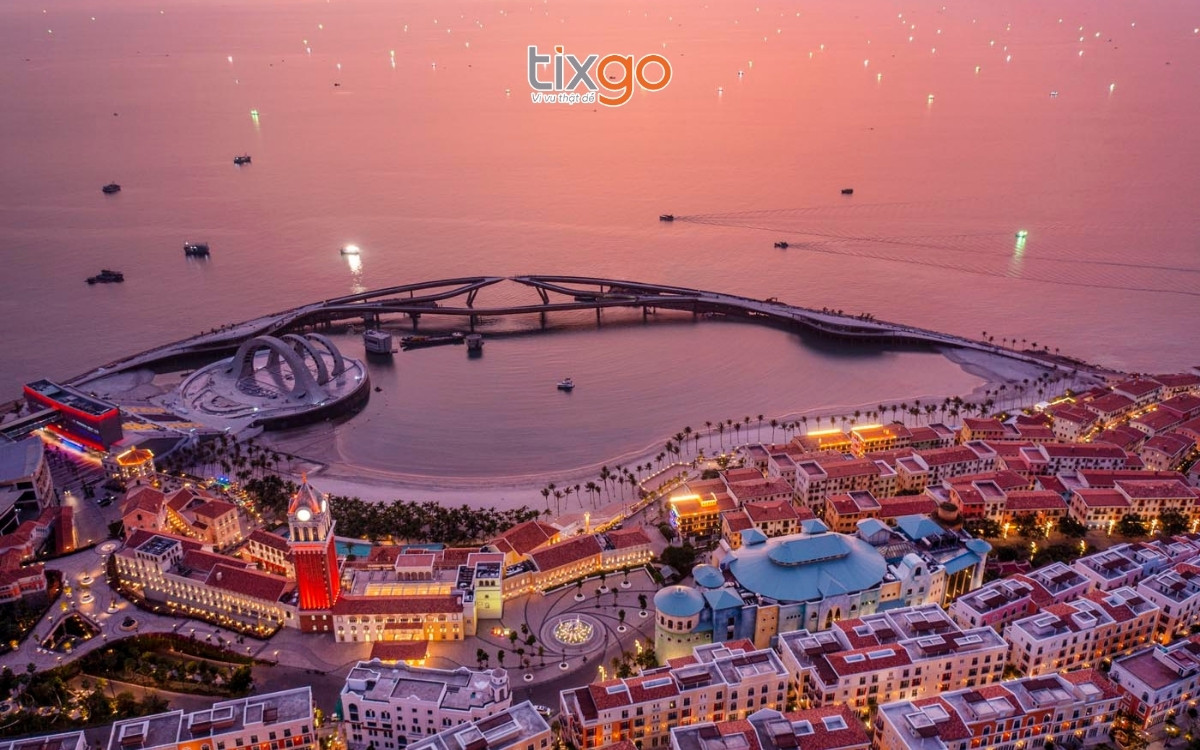 Sunset Town là điểm du lịch Nam Đảo Phú Quốc nên thêm vào lịch trình Sunset Town là điểm du lịch Nam Đảo Phú Quốc nên thêm vào lịch trình