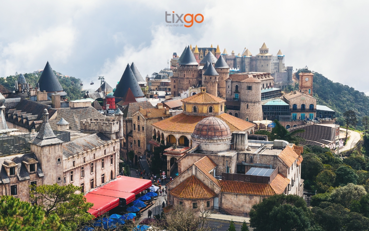 nên đi bà nà theo tour hay tự túc
