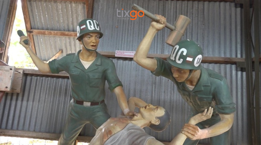 Nhà tù phú quốc