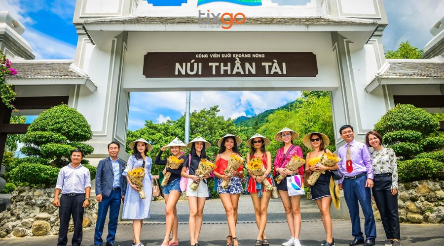 Núi Thần Tài tọa lạc ở khu vực dãy Trường Sơn 