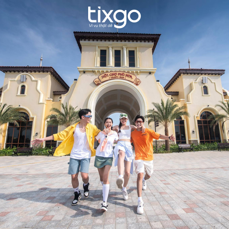 Hoà mình vào sắc màu tại công viên Hội Chợ Phù Hoa Hoà mình vào sắc màu tại công viên Hội Chợ Phù Hoa