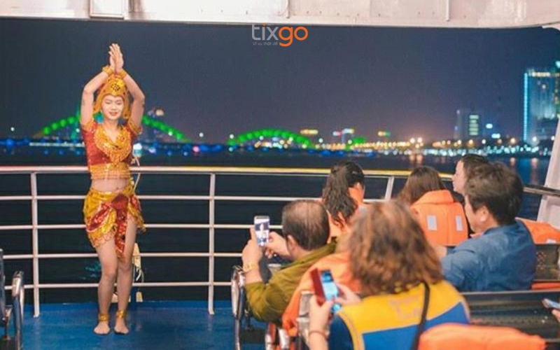 Các chương trình giao lưu, biểu diễn nghệ thuật - văn hoá Các chương trình biểu diễn nghệ thuật văn hoá hấp dẫn