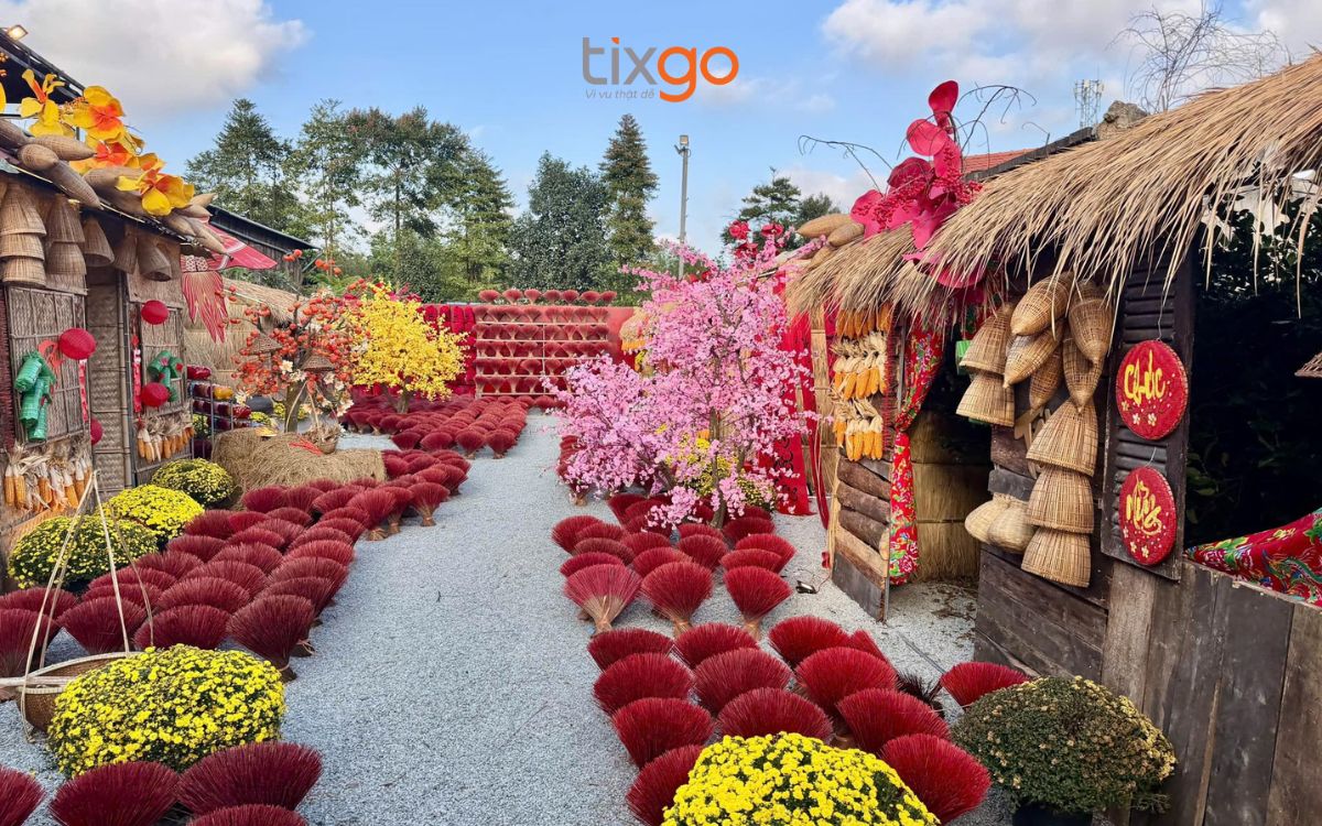 quán cafe đẹp ở huế Decor quán Tiệm Cà Phê Dấu ? thiết kế theo mùa