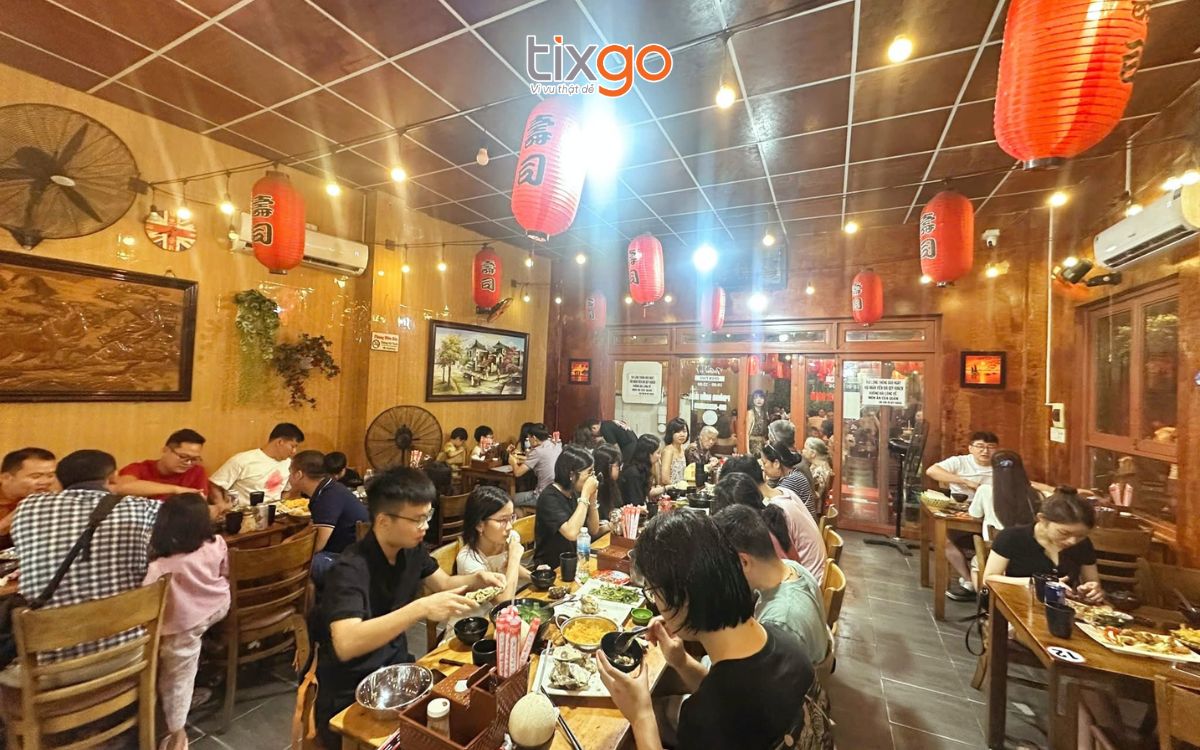 quán hải sản ngon ở mỹ khê đà nẵng Thời Cổ là quán hải sản biển Mỹ Khê Đà Nẵng có mức giá bình dân