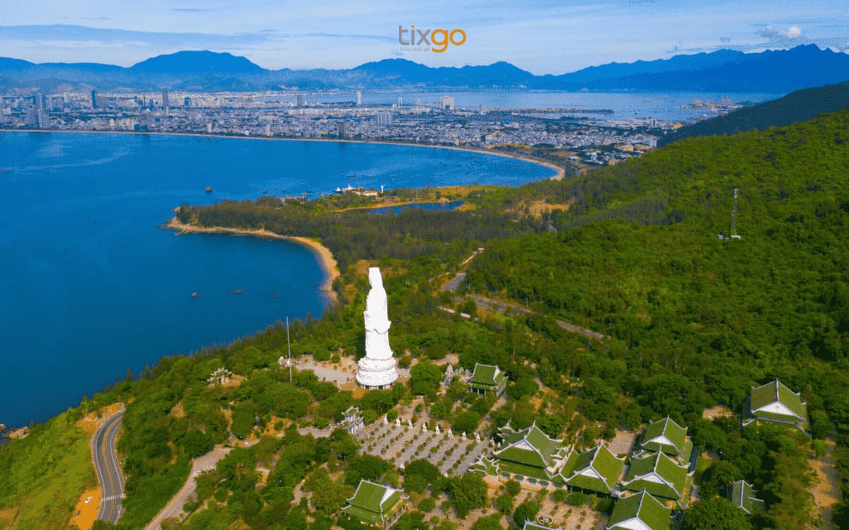 Du lịch Đà Nẵng tháng 6 qua bán đảo Sơn Trà