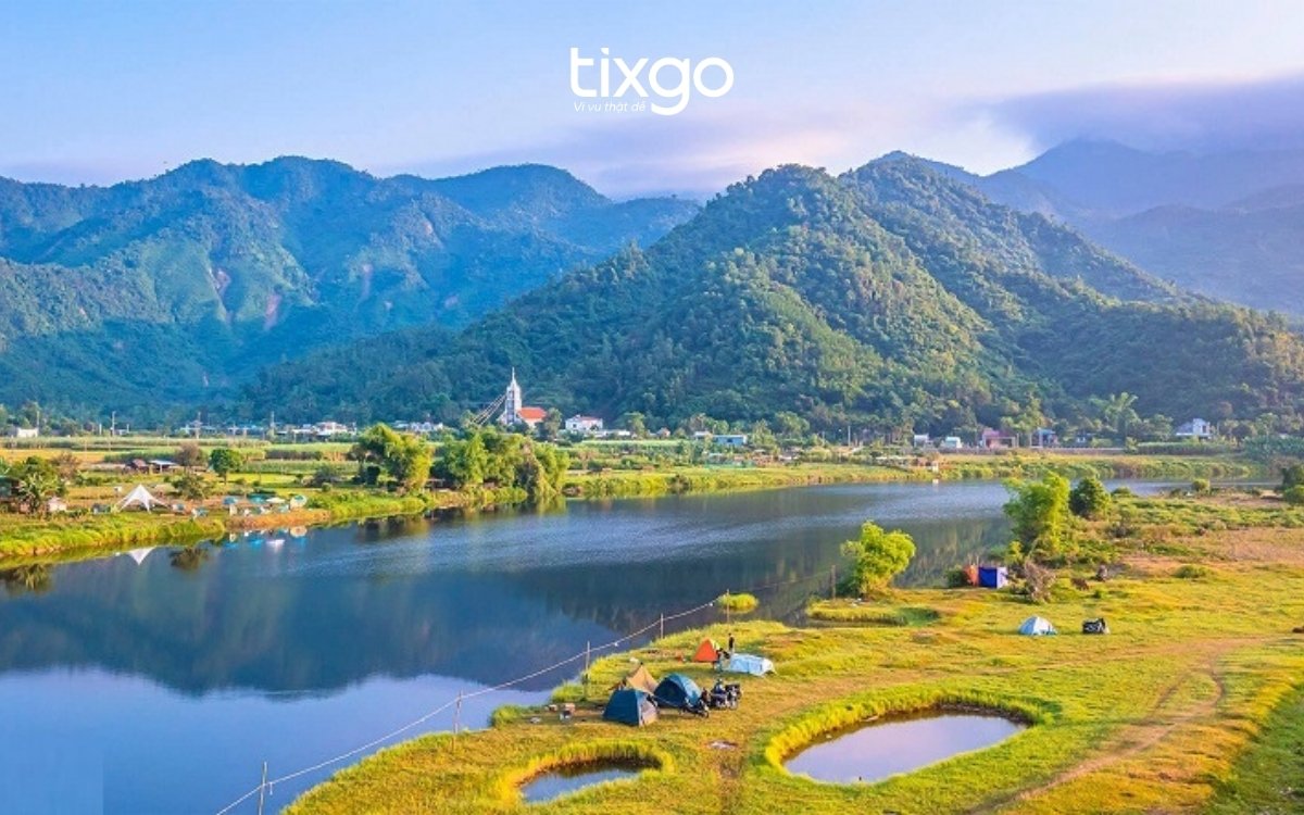 Thời điểm "vàng" để khám phá Hòa Bắc là từ tháng 3 - tháng 9