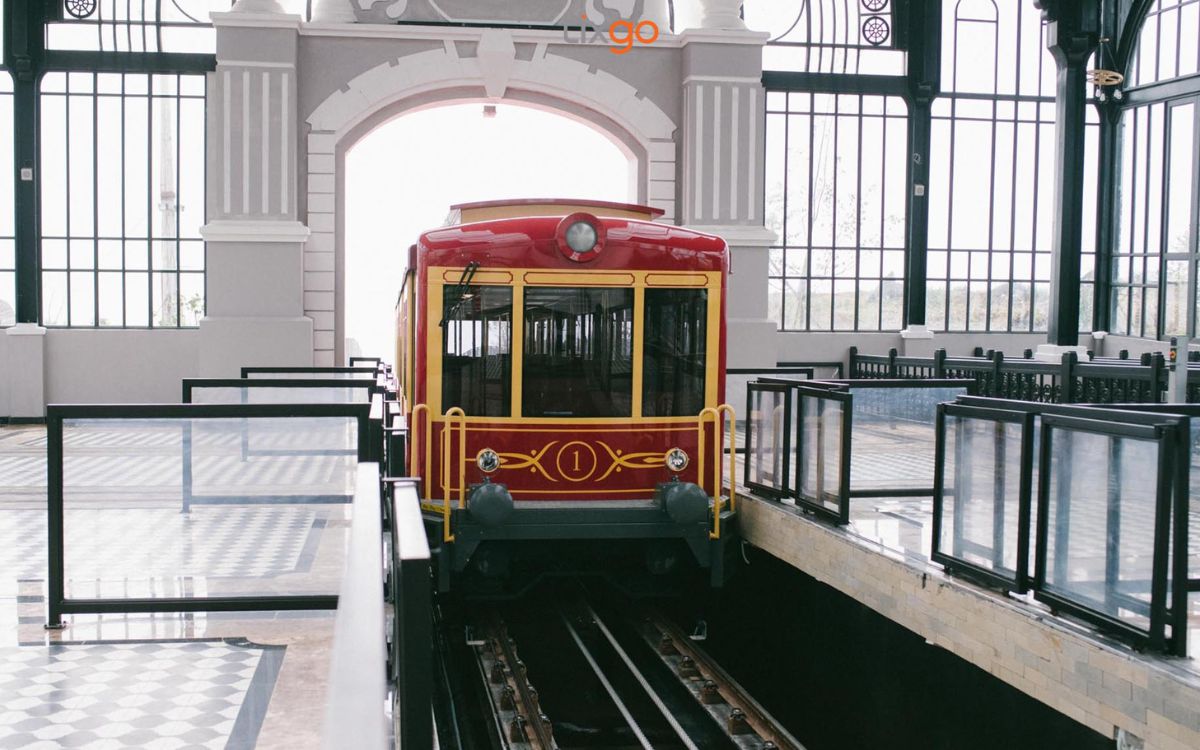 mua vé tàu hoả leo núi mường hoa